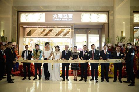 lukfook jewellery philippines|Lukfook Jewellery Expands Into the Philippines with Grand .